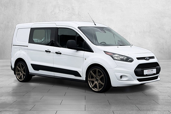 Ford Transit Connect 4 of 30