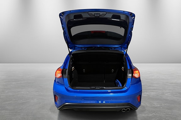 Ford Focus 21 of 30