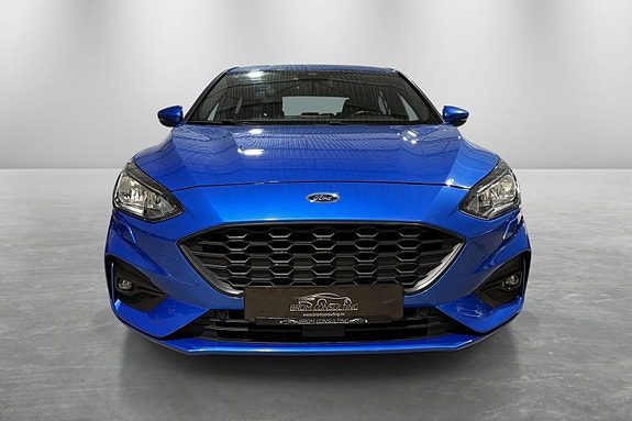 Ford Focus 12 of 30
