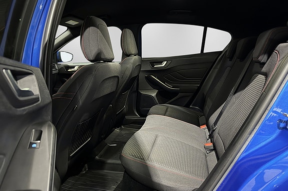 Ford Focus 20 of 30