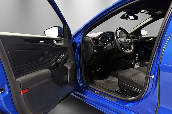 Ford Focus 15 of 30