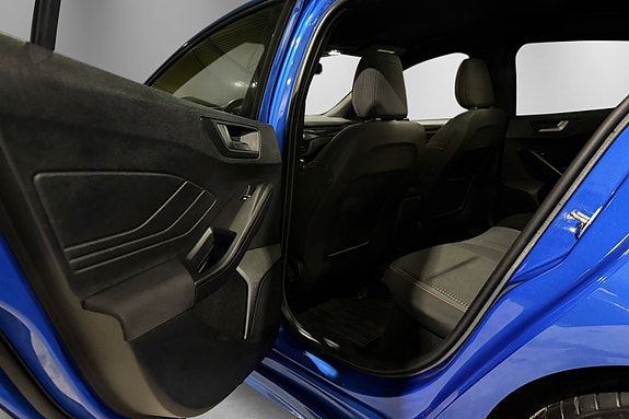 Ford Focus 19 of 30