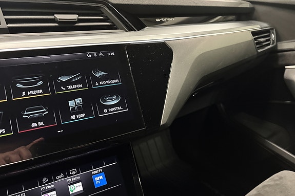 Audi e-tron 16 of 22