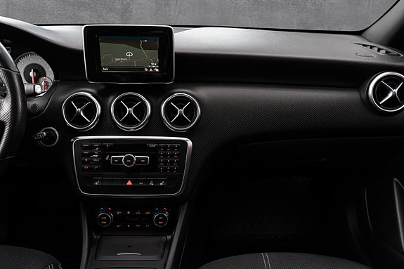 Mercedes-Benz A180 20 of 30