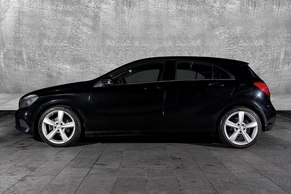 Mercedes-Benz A180 9 of 30