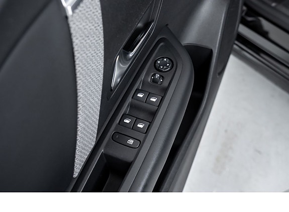 Citroen E-C4 22 of 28