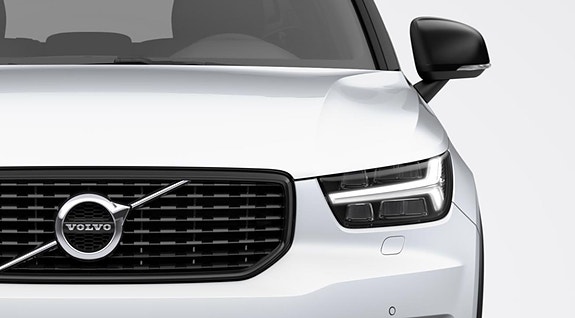 Volvo XC40 14 of 28