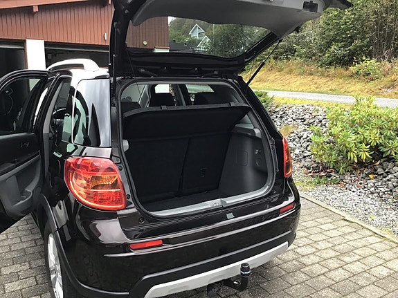Suzuki SX4 10 of 23