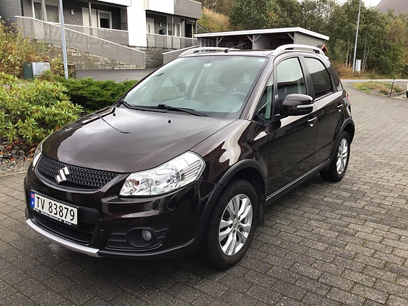 Suzuki SX4 3 of 23