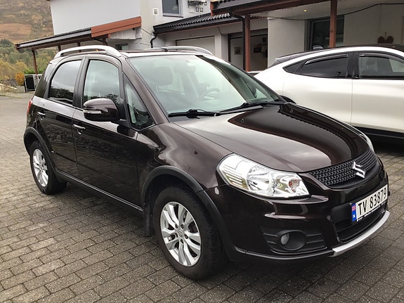 Suzuki SX4 4 of 23
