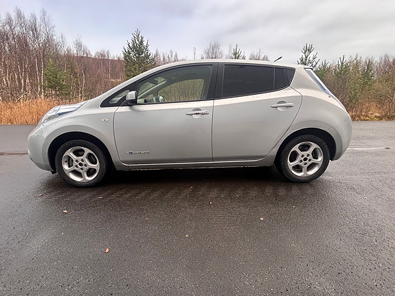 Nissan Leaf 8 of 16