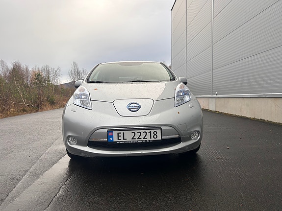 Nissan Leaf 2 of 16