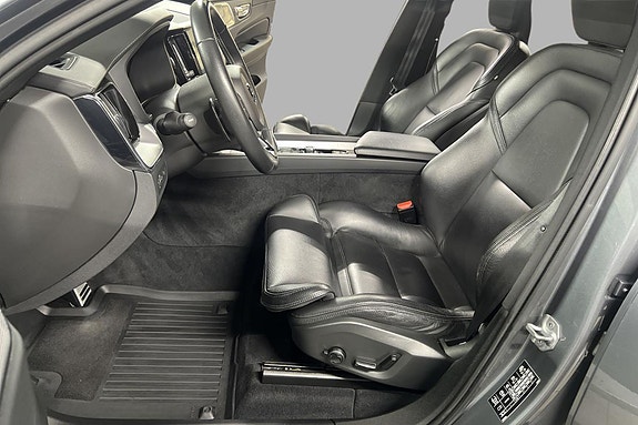 Volvo XC60 12 of 29