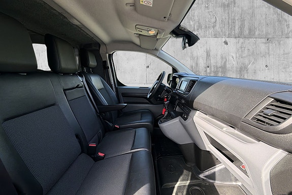 Opel Vivaro 22 of 22
