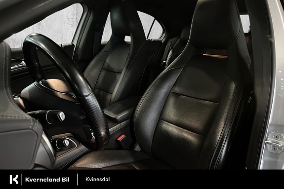 Mercedes-Benz A180 11 of 25