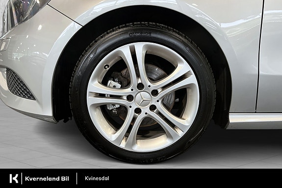 Mercedes-Benz A180 10 of 25