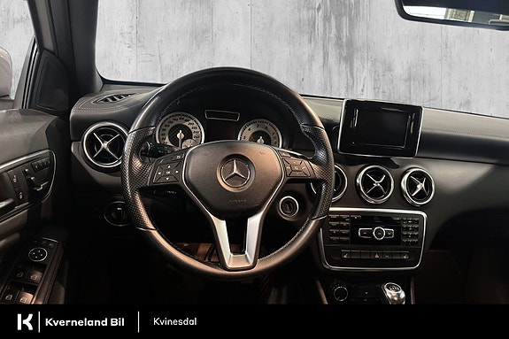 Mercedes-Benz A180 15 of 25