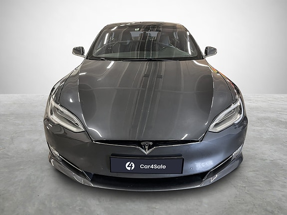 Tesla Model S 8 of 24