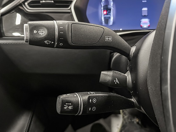 Tesla Model S 13 of 24