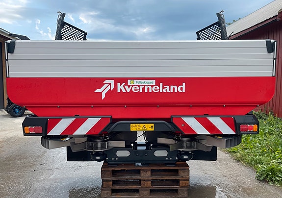 Kverneland TLX Geospread 2 of 6
