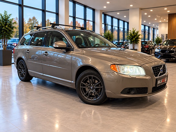 Volvo V70 2 of 21