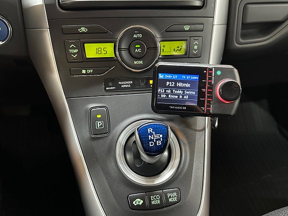 Toyota Auris 11 of 27