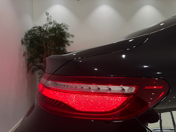 Mercedes-Benz E220 d 12 of 30