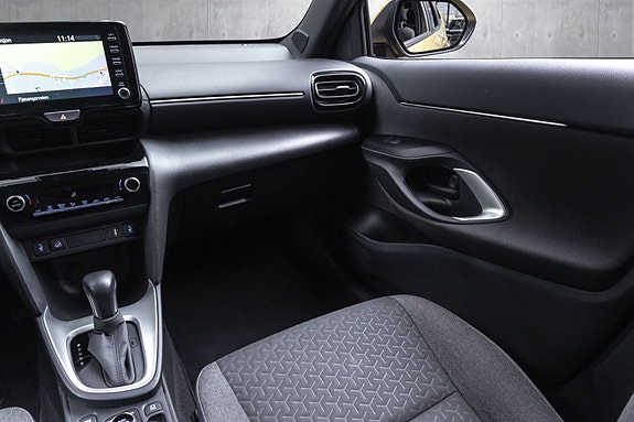 Toyota Yaris Cross 24 of 26