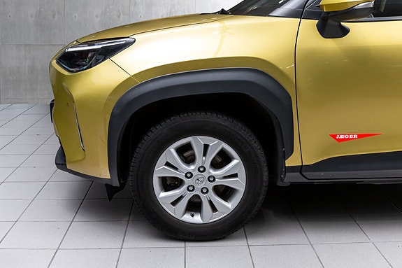 Toyota Yaris Cross 2 of 26