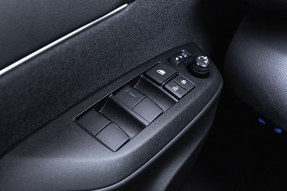 Toyota Yaris Cross 19 of 26