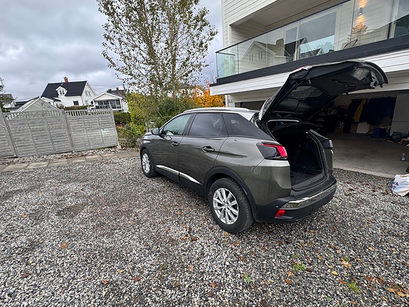 Peugeot 3008 2 of 26
