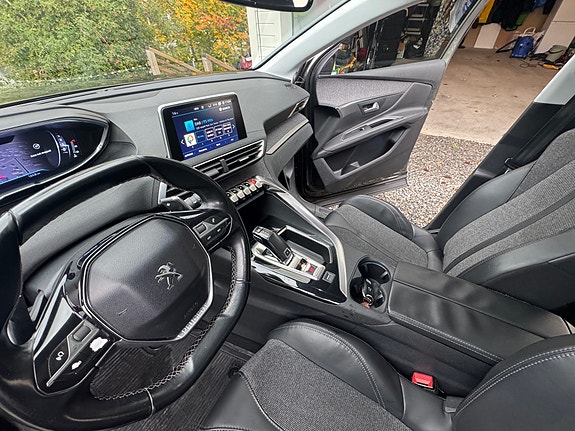 Peugeot 3008 3 of 26