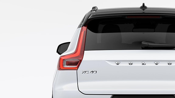 Volvo XC40 15 of 26