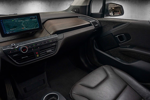 BMW i3 11 of 26