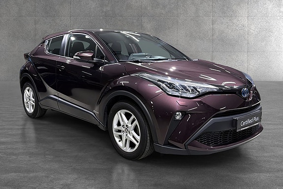 Toyota C-HR 7 of 18