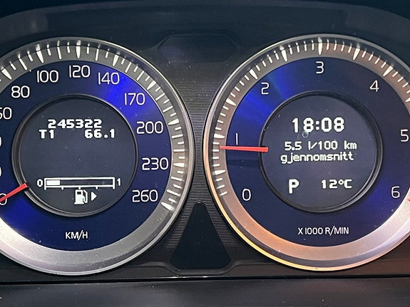 Volvo S60 9 of 11