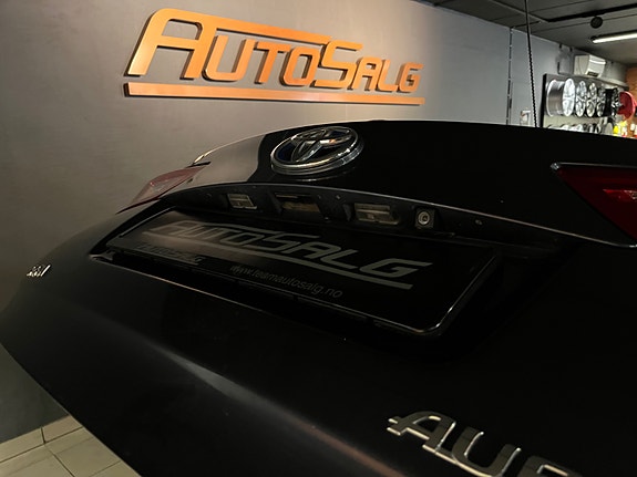 Toyota Auris 14 of 28