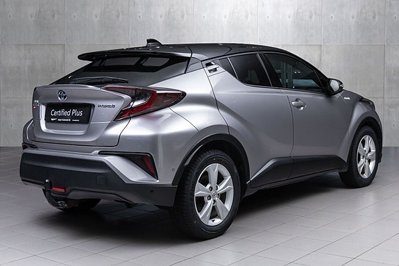 Toyota C-HR 6 of 25