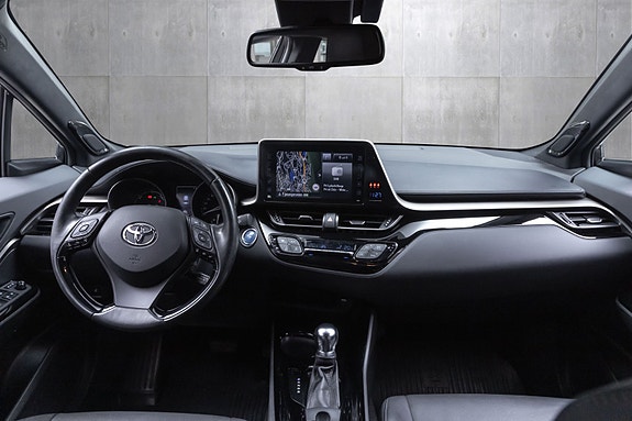 Toyota C-HR 21 of 25
