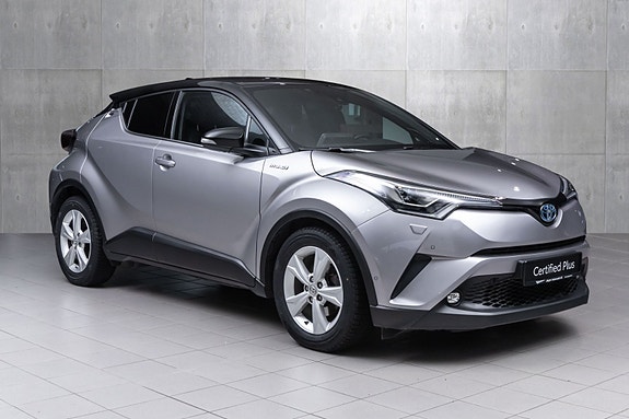 Toyota C-HR 8 of 25