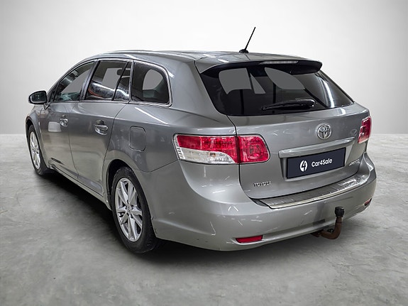 Toyota Avensis 3 of 30