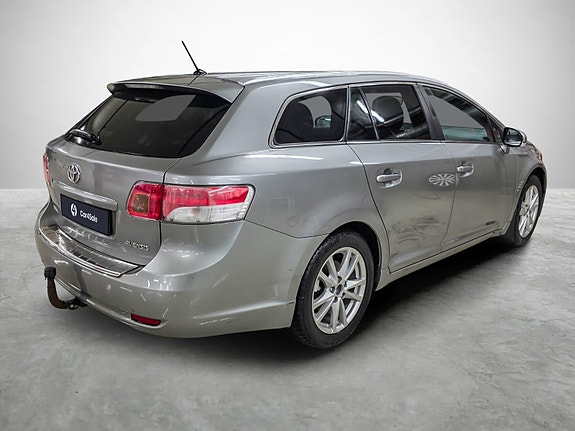 Toyota Avensis 5 of 30