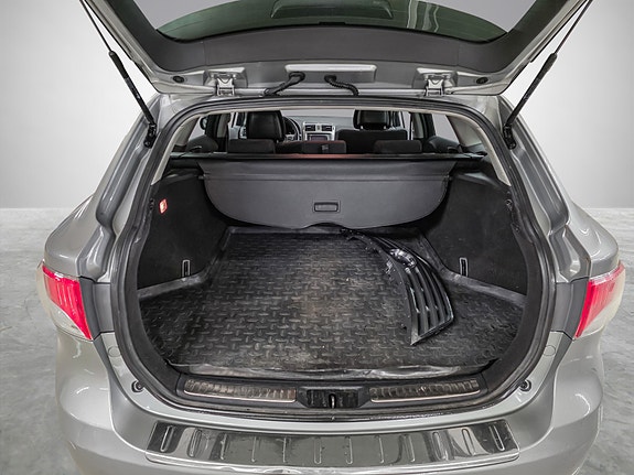 Toyota Avensis 30 of 30