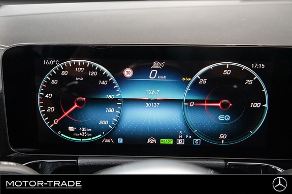 Mercedes-Benz EQA300 13 of 29