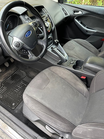 Ford Focus 3 of 11