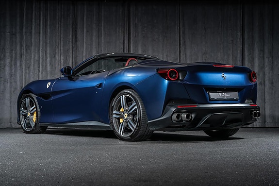 Ferrari Portofino 3 of 30