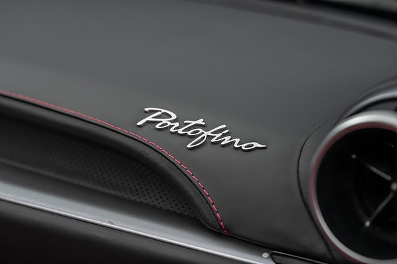 Ferrari Portofino 14 of 30
