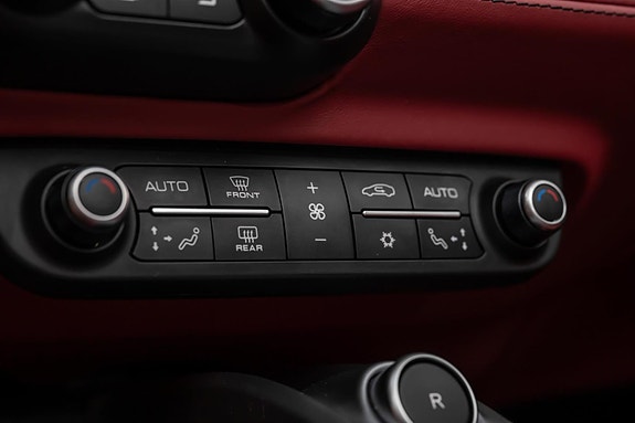 Ferrari Portofino 18 of 30