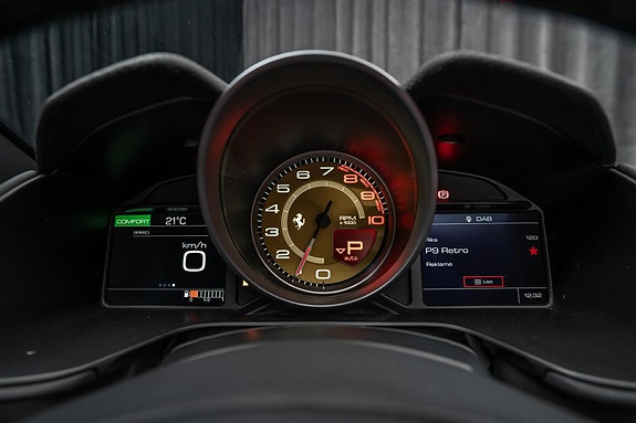 Ferrari Portofino 11 of 30