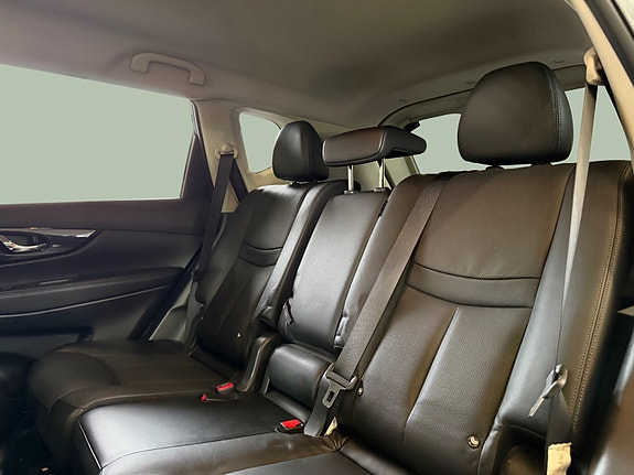 Nissan X-Trail 14 of 30